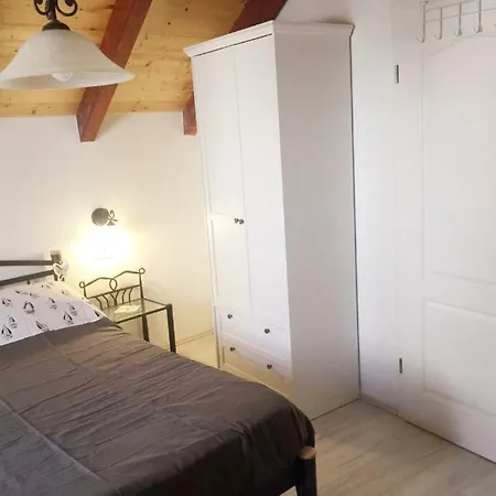 Villa Duboka, Otok Vis Komiža